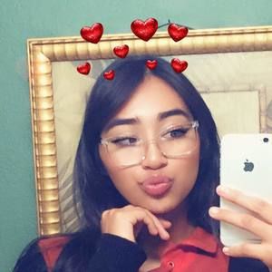 Meet your Posher, Aurora